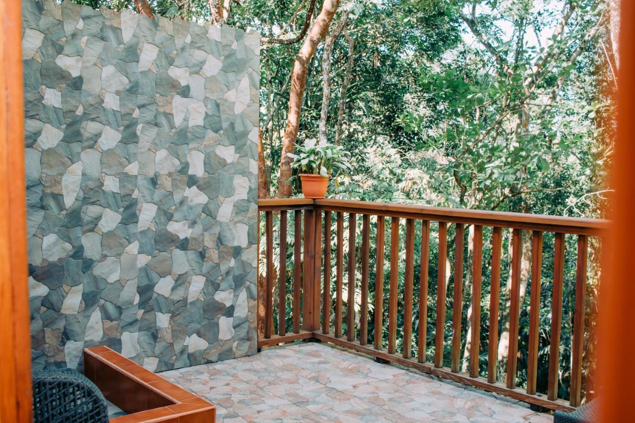 Mariposa Jungle Lodge ซานอิกนาซิโอ ภายนอก รูปภาพ